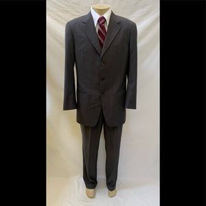 Armani Collezioni Sz 42L Gray Pinstripe Pants Suit